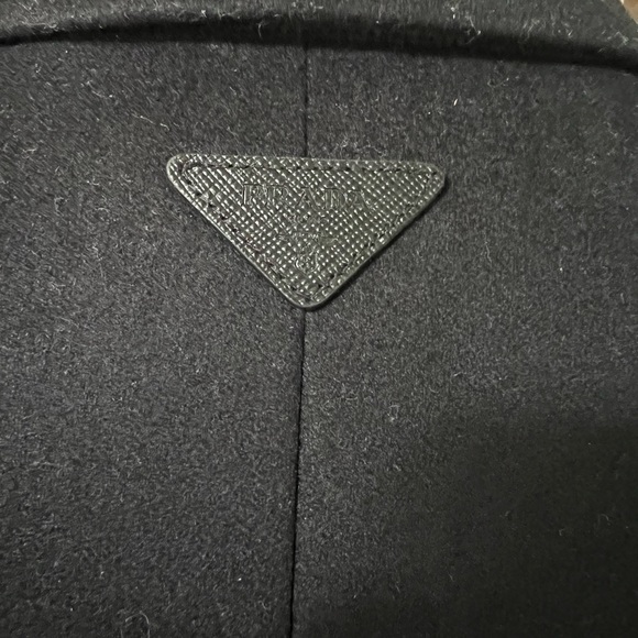 PRADA size 40 coat - Picture 3 of 6